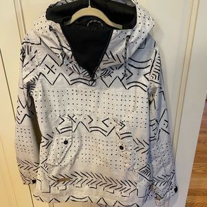 DC Apparel Women's Skyline Snowboarding/Skiing Jacket Size S